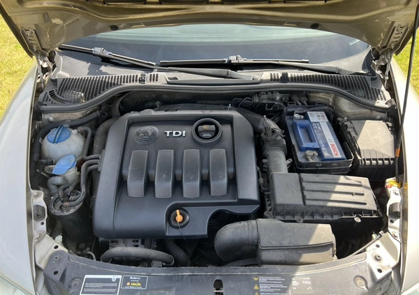 Skoda Octavia cena 11400 przebieg: 298000, rok produkcji 2005 z Kutno małe 254